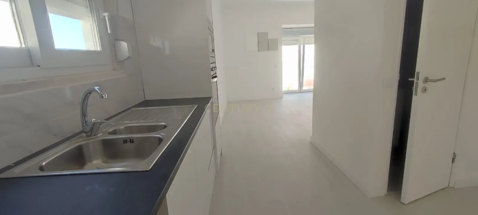 Moradia V2 em Faião - Terrugem - Image 11