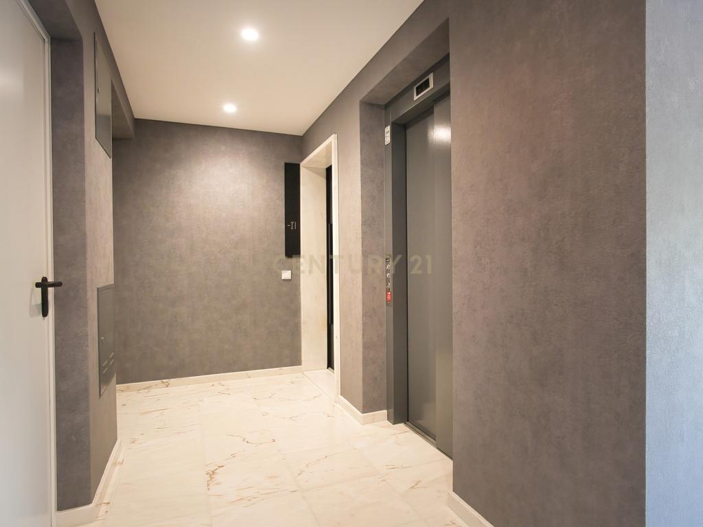 Lindíssimo Apartamento Novo T2 a dois passos da praia - Image 27
