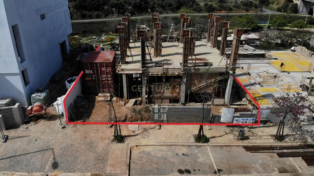Moradia T3 com piscina em construção - Image 24