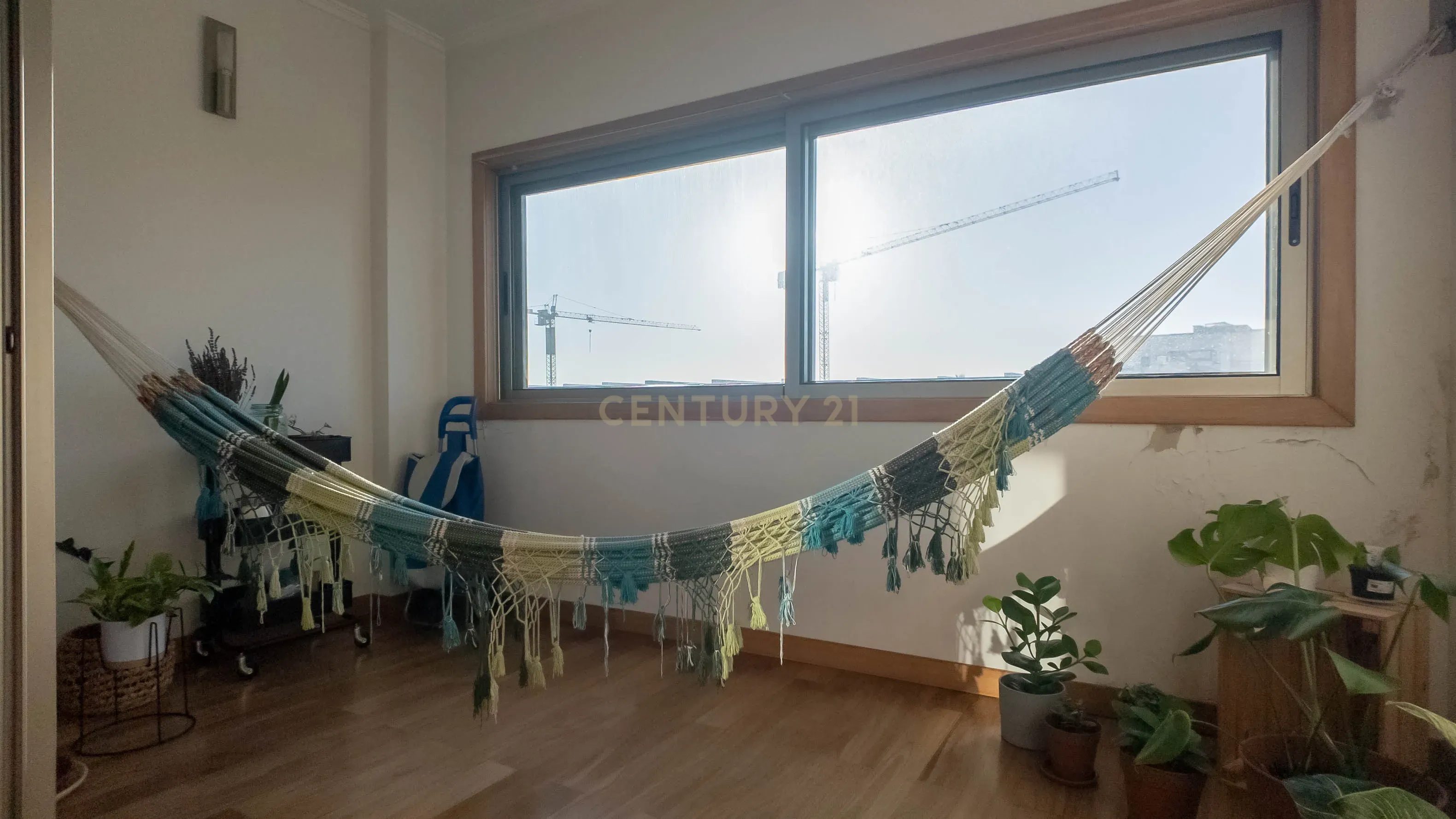 Apartamento T2 com Box Perto das praias de Espinho - Image 10