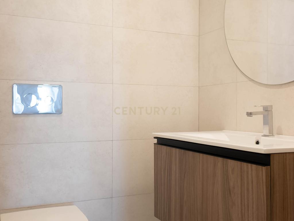 APARTAMENTO T4 NOVO | VISTA LIVRE MAR | CONDOMINIO LE PARC | PISCINA | QUADRA DE PADEL|  VILA NOVA DE GAIA - Image 32