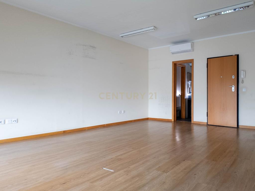 Prédio no Centro de Avintes – Vila Nova de Gaia - Image 15