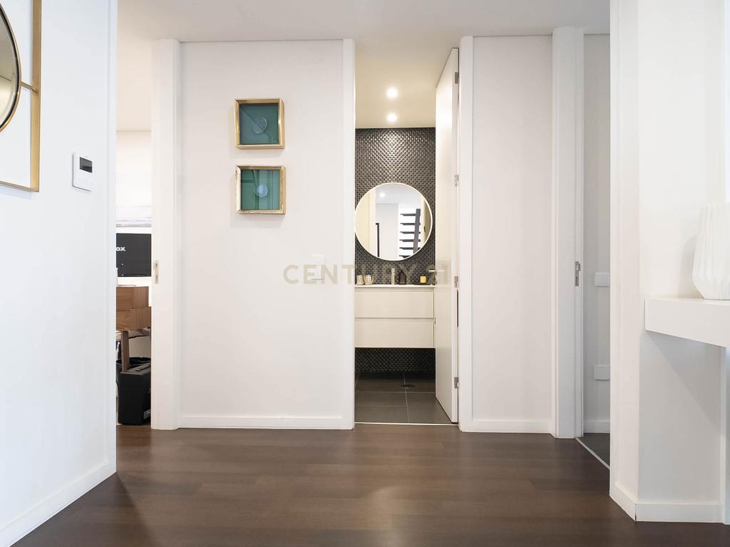 Apartamento T3 Triplex em condomínio privado em Vila Nova Gaia. - Image 16