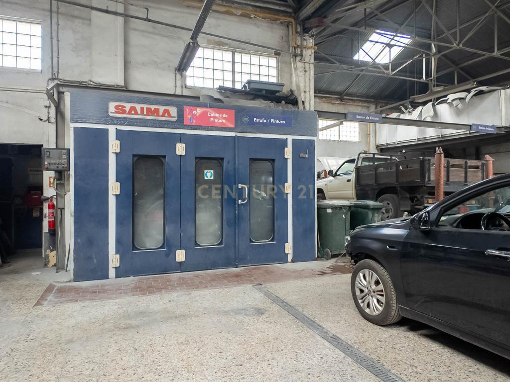 Loja/Armazém à Venda com 688 m² junto ao Alto de São João, Lisboa - Image 11