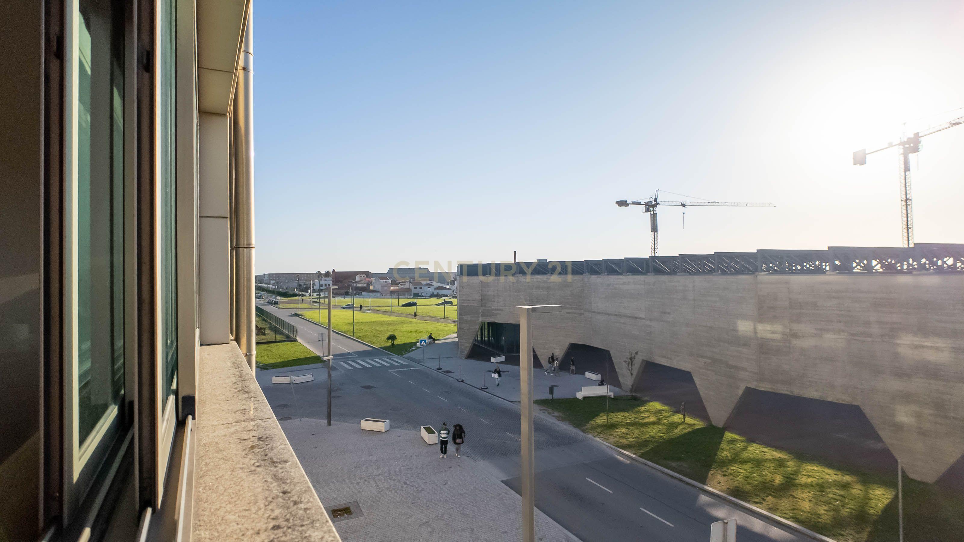 Apartamento T2 com Box Perto das praias de Espinho - Image 31