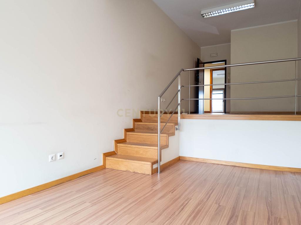 Prédio no Centro de Avintes – Vila Nova de Gaia - Image 18