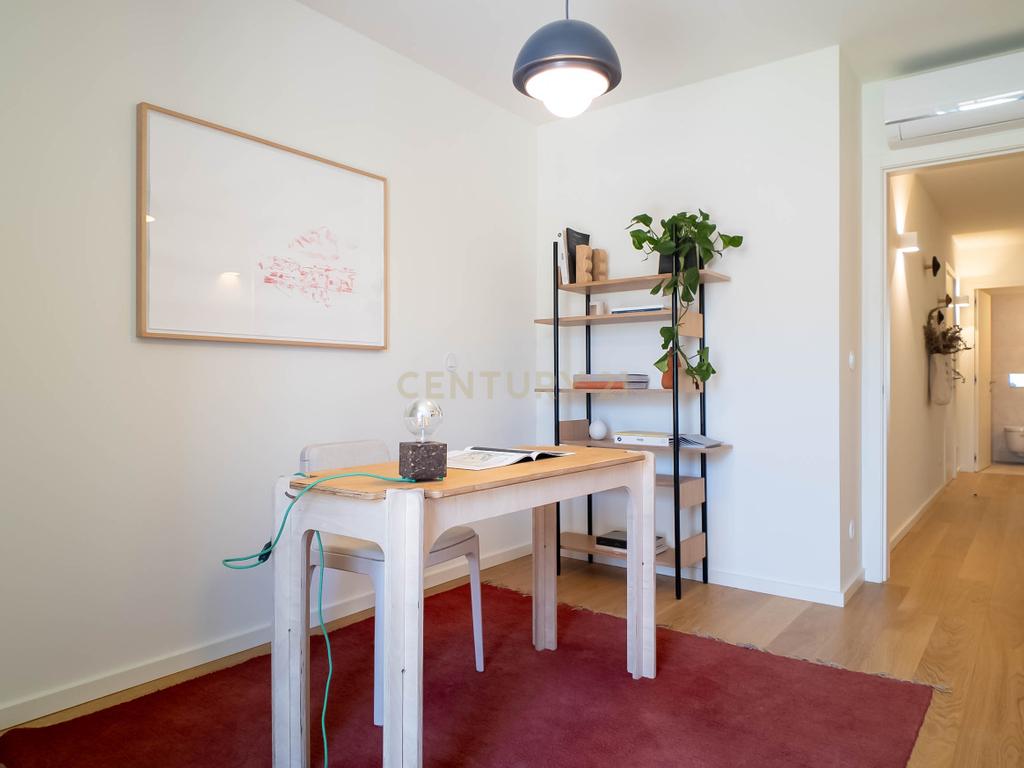 APARTAMENTO T4 NOVO | VISTA LIVRE MAR | CONDOMINIO LE PARC | PISCINA | QUADRA DE PADEL| VILA NOVA DE GAIA - Image 17