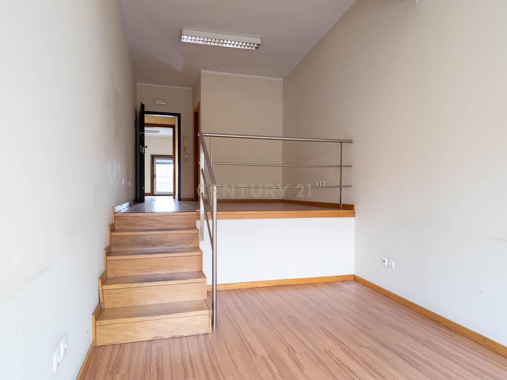 Prédio no Centro de Avintes – Vila Nova de Gaia - Image 19