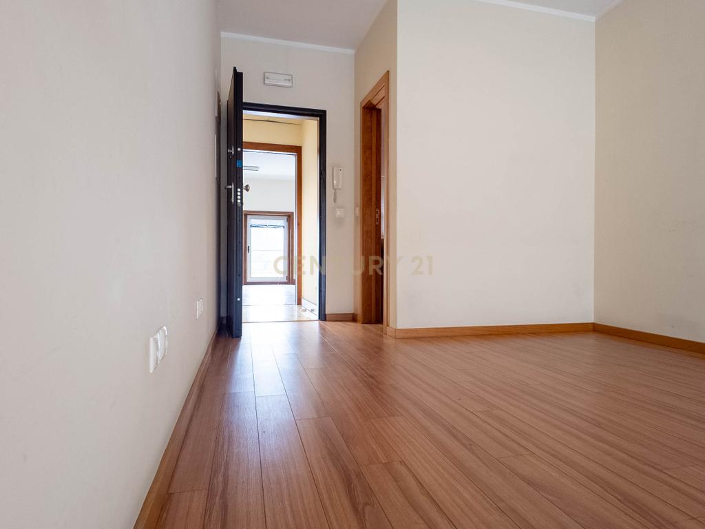 Prédio no Centro de Avintes – Vila Nova de Gaia - Image 24