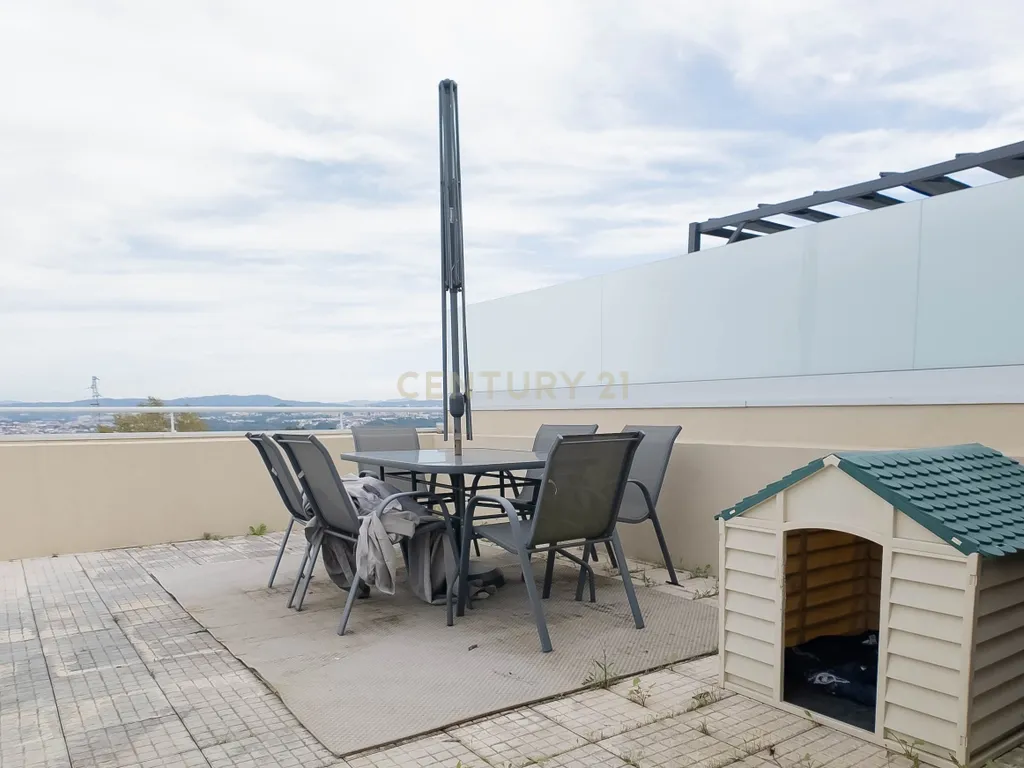 Apartamento T3 Triplex em condomínio privado em Vila Nova Gaia. - Image 40