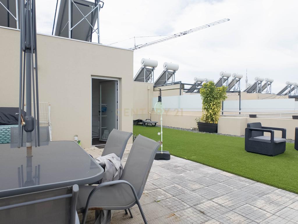 Apartamento T3 Triplex em condomínio privado em Vila Nova Gaia. - Image 35