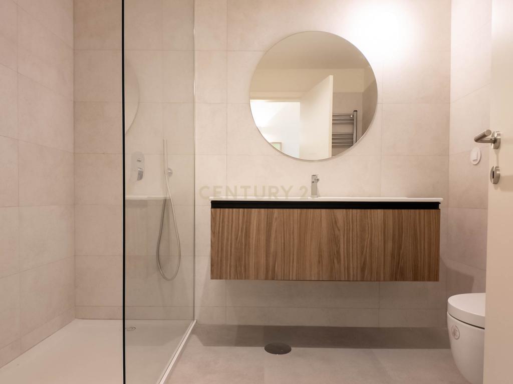 APARTAMENTO T4 NOVO | VISTA LIVRE MAR | CONDOMINIO LE PARC | PISCINA | QUADRA DE PADEL|  VILA NOVA DE GAIA - Image 23