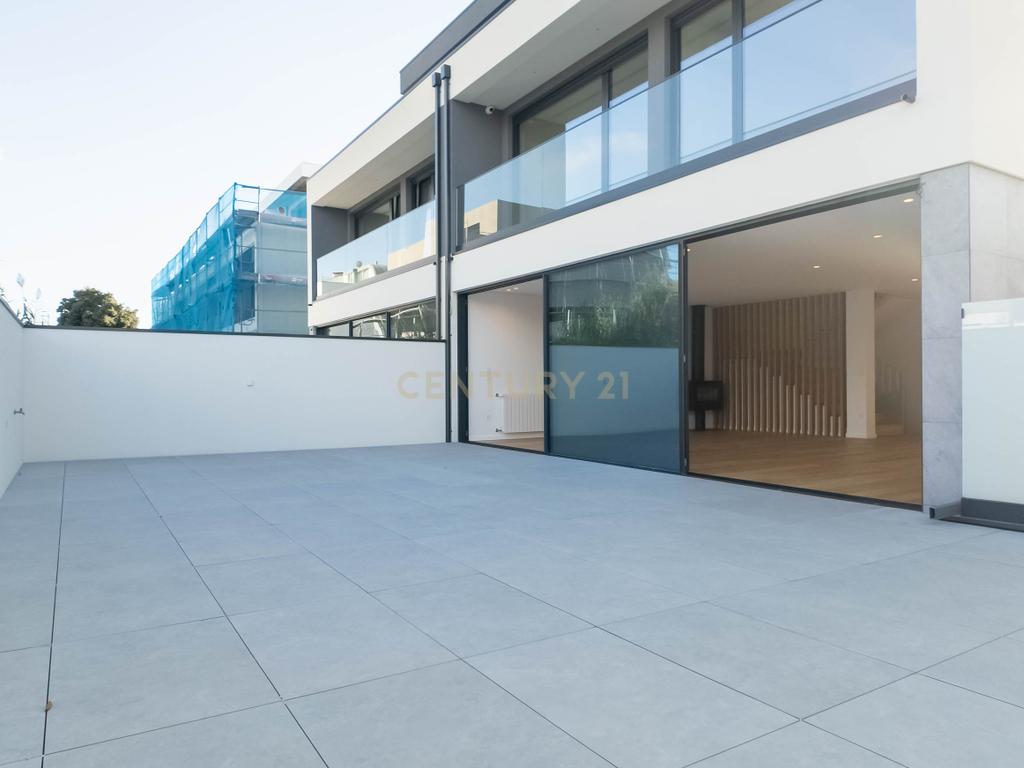 Moradia nova T4+1, de luxo, a escassos metros da Praia de Canidelo - Image 51