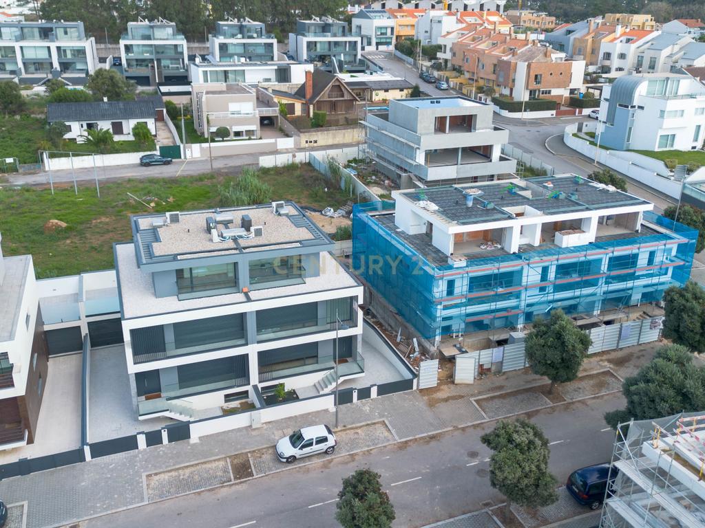 Moradia nova T4+1, de luxo, a escassos metros da Praia de Canidelo - Image 105