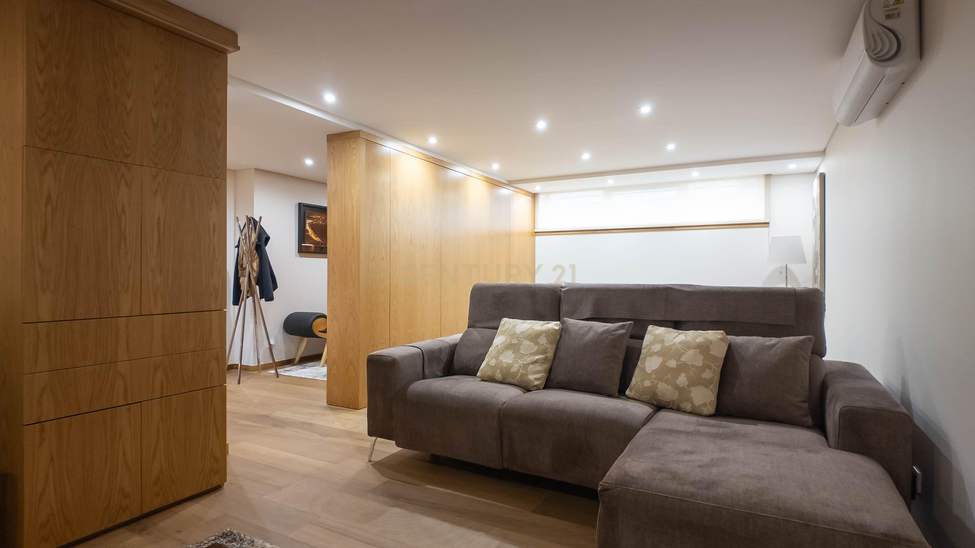 Moradia T3 com logradouro e garagem situada em Gondomar. - Image 30