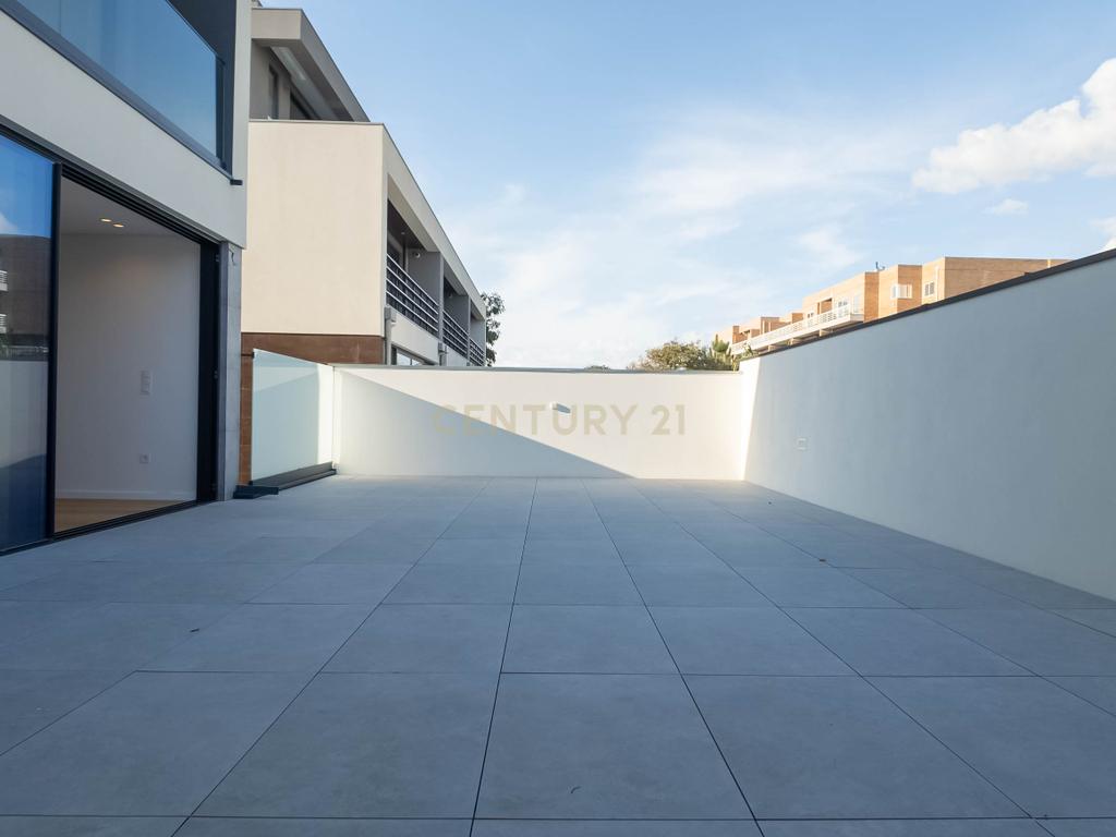 Moradia nova T4+1, de luxo, a escassos metros da Praia de Canidelo - Image 55