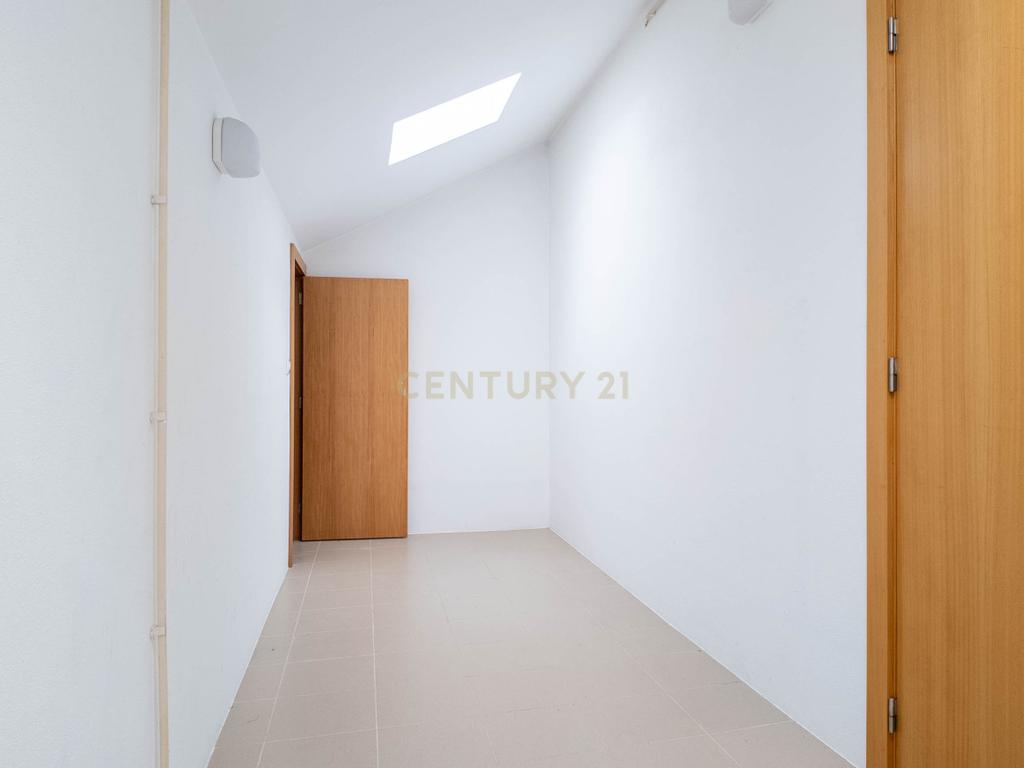 Prédio no Centro de Avintes – Vila Nova de Gaia - Image 37