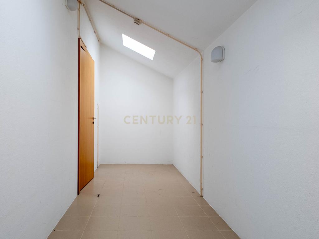 Prédio no Centro de Avintes – Vila Nova de Gaia - Image 36