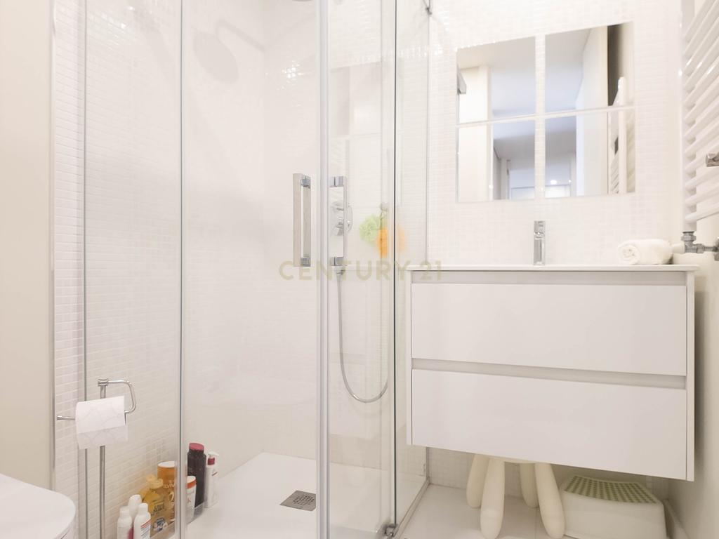 Apartamento T3 Triplex em condomínio privado em Vila Nova Gaia. - Image 33