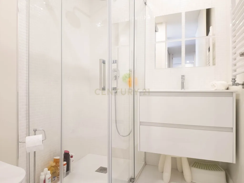 Apartamento T3 Triplex em condomínio privado em Vila Nova Gaia. - Image 33