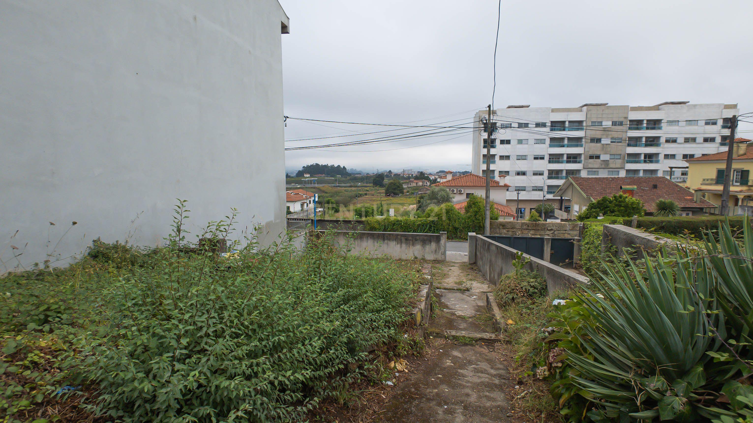 Moradia T4 Centro de Gondomar - Image 30