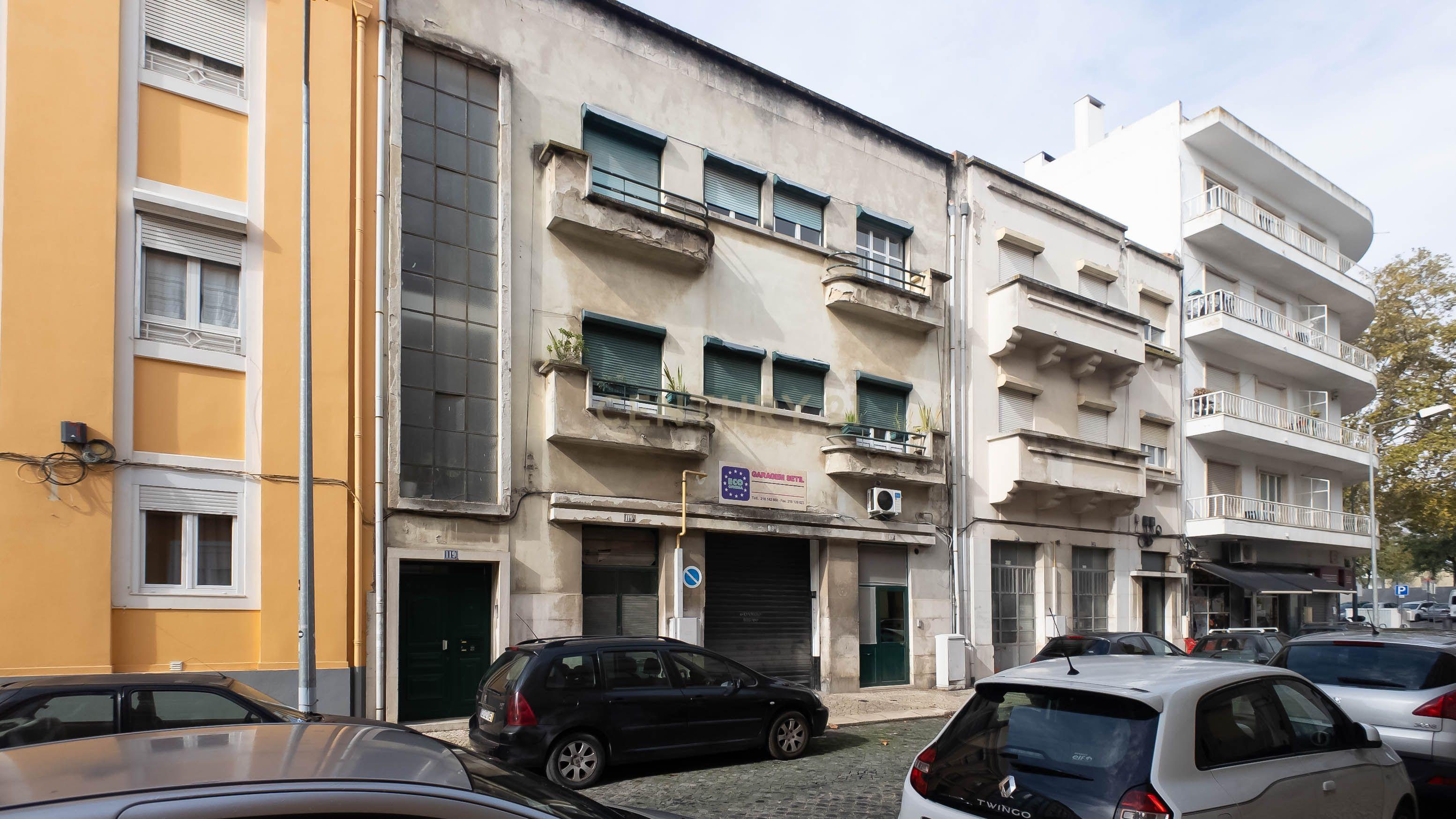 Loja/Armazém à Venda com 688 m² junto ao Alto de São João, Lisboa - Image 28