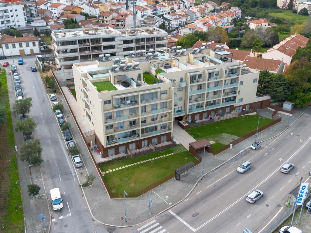 Apartamento T3 Triplex em condomínio privado em Vila Nova Gaia. - Image 52