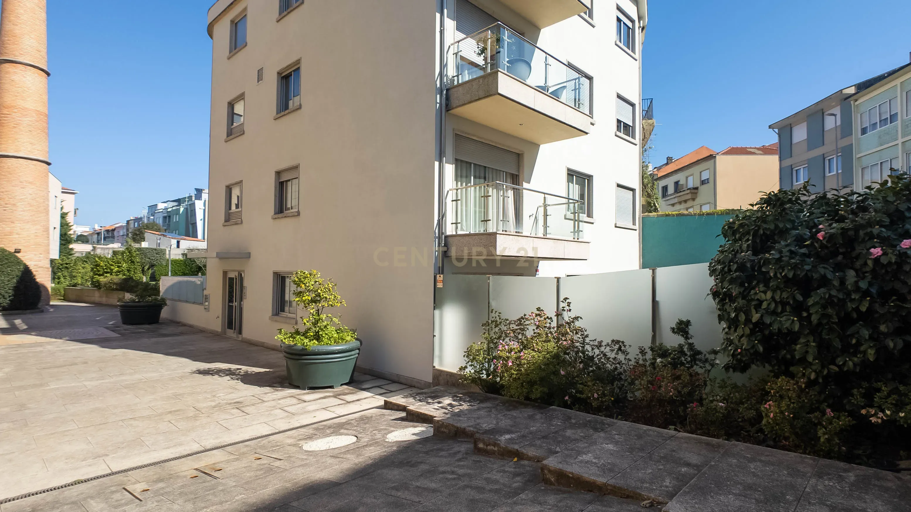 T2 com Terraço, Jardim em condomínio privado de luxo na Boavista. - Image 46