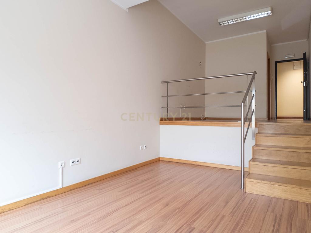 Prédio no Centro de Avintes – Vila Nova de Gaia - Image 21