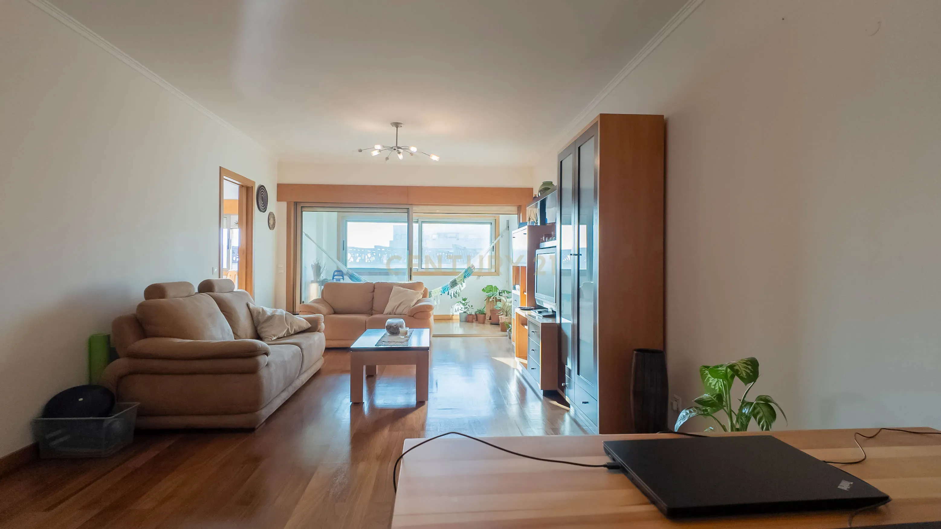 Apartamento T2 com Box Perto das praias de Espinho - Image 3