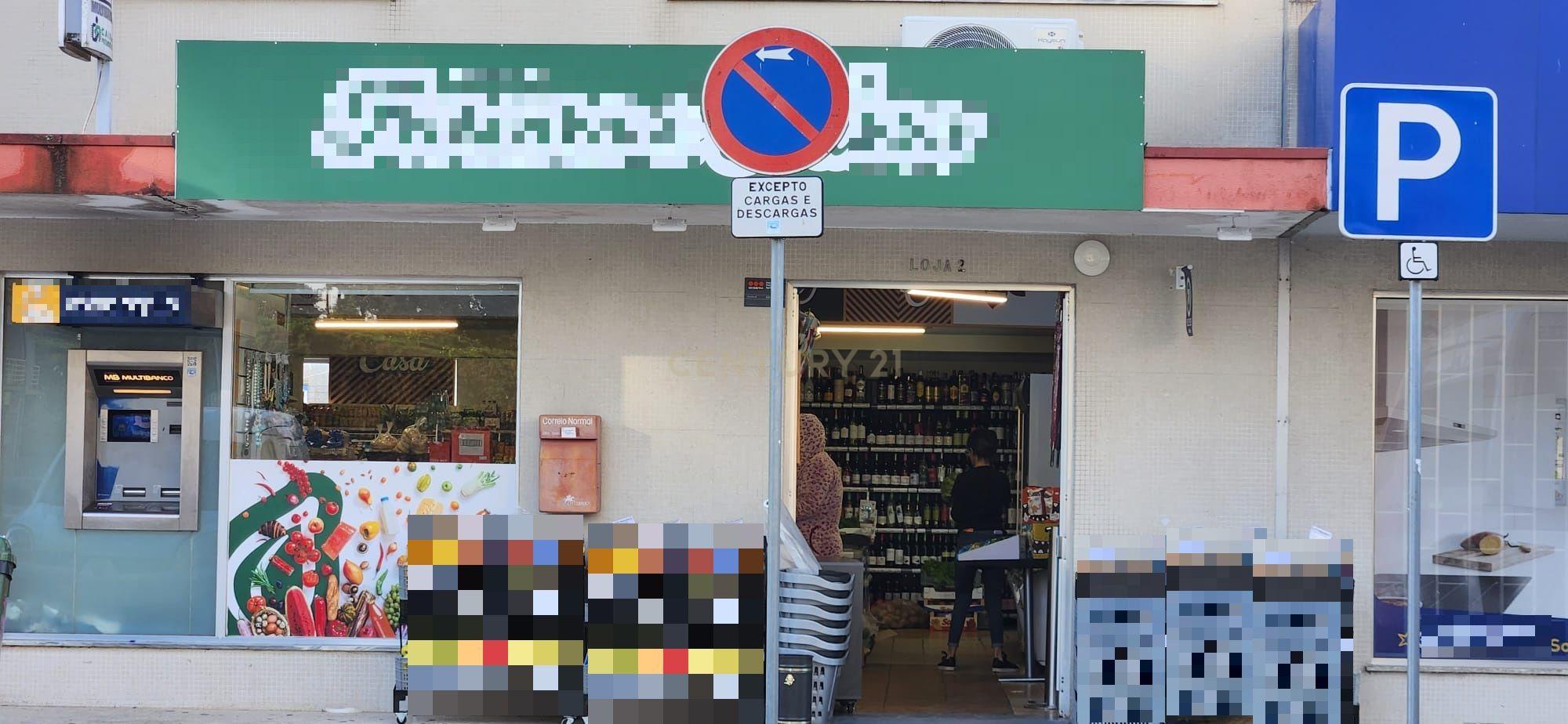 Loja localizada no bairro de Santa Eugénia, em Viseu, bom investimento! - Image 3