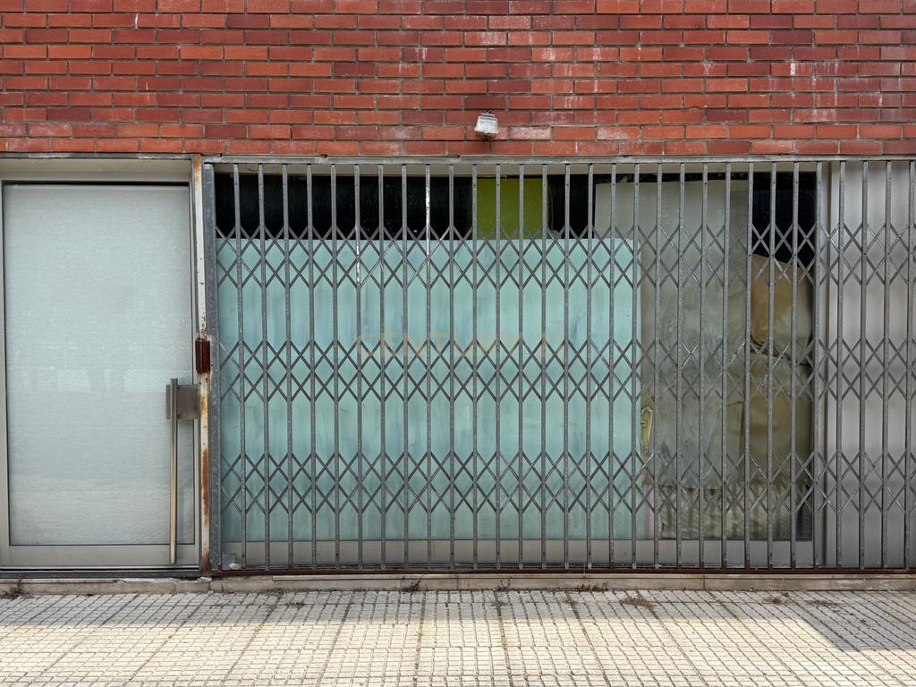 Loja para T1+1 aprovado para habitação, junto ao Metro — oportunidade antes da obra - Image 2