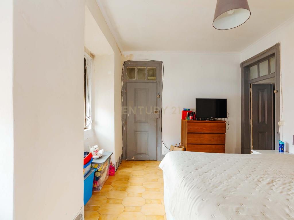 Apartamento T2 no centro Histórico Alcochete  - Image 10