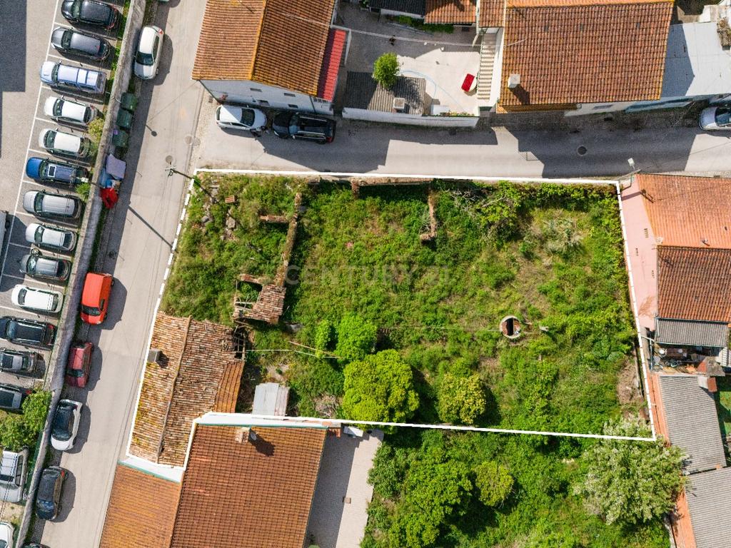 Moradia e terreno para construção – S. Martinho do Bispo – Coimbra - Image 15