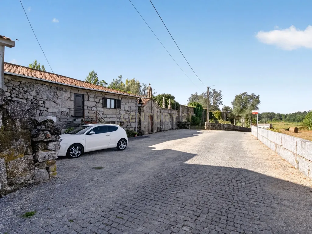 Quinta de Verim – 22.000 m² de história, natureza e potencial - Image 38