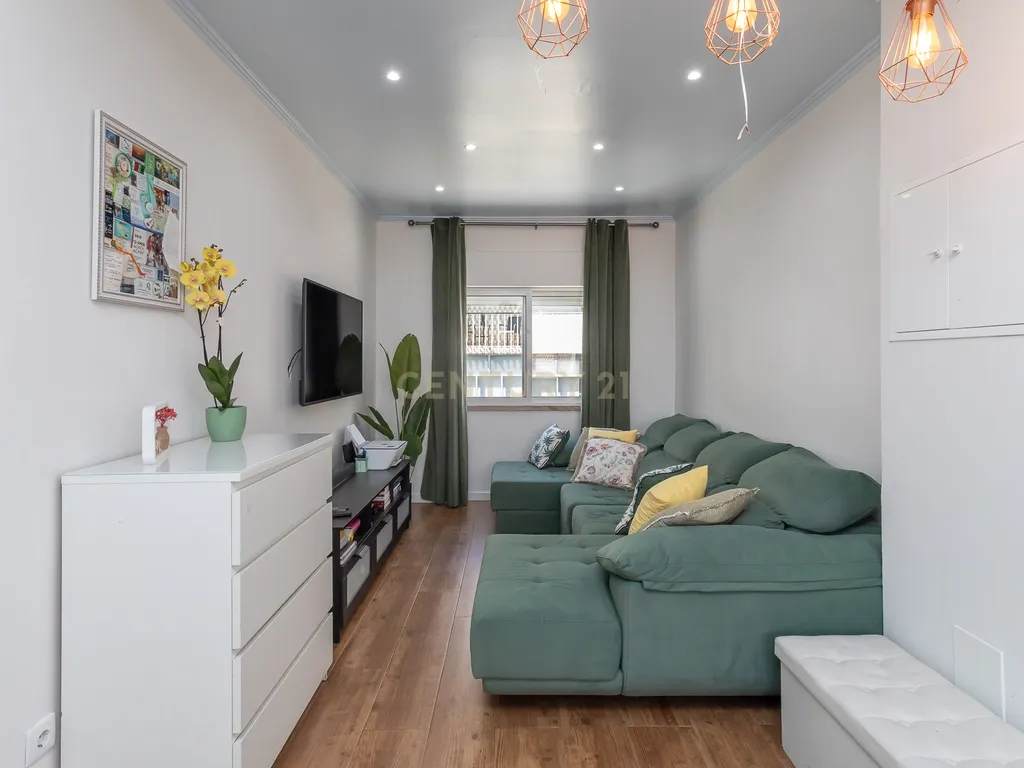 Apartamento Renovado em Vila Franca de Xira, Lisboa - Image 5