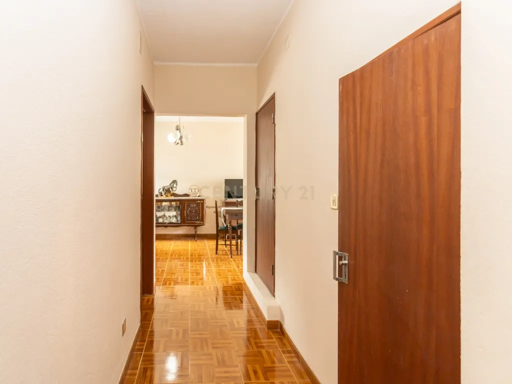 Moradia T3 com Sótão, Quintal e Excelente Potencial – Bairro Montevil, Alcácer do Sal - Image 25