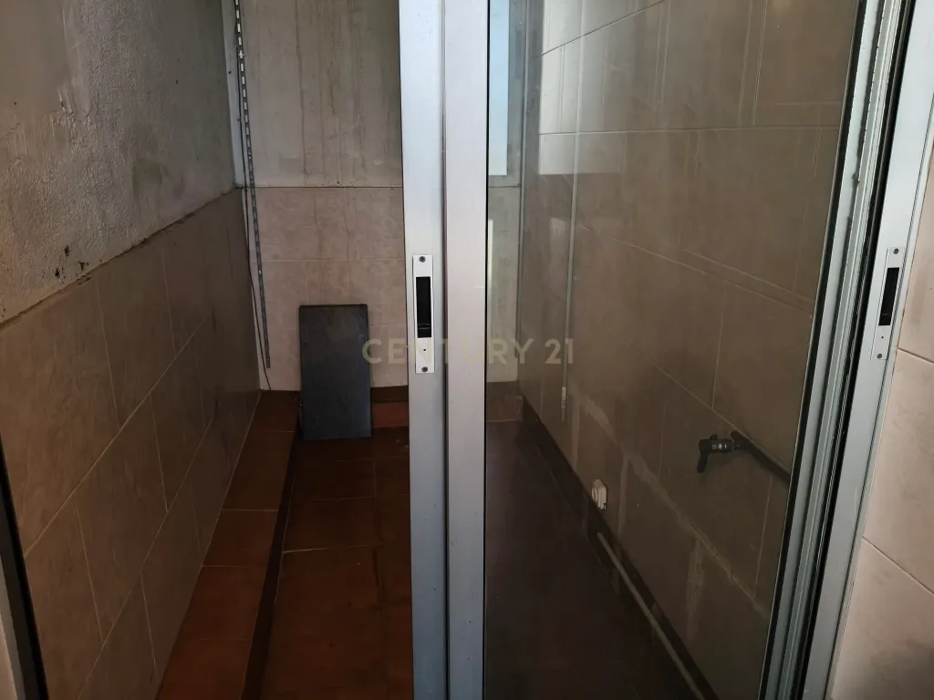 Apartamento para Recuperar em Ripollet, Barcelona - Image 20