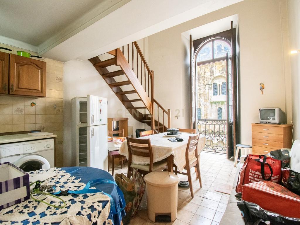 Apartamento T0 em Coimbra, perto do centro histórico - Image 5