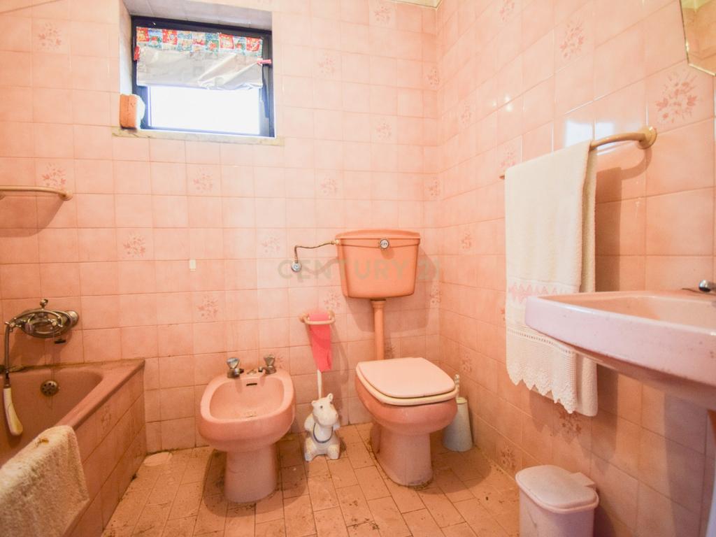 Apartamento T0 em Coimbra, perto do centro histórico - Image 8