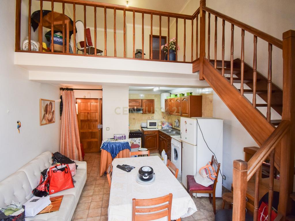 Apartamento T0 em Coimbra, perto do centro histórico - Image 1