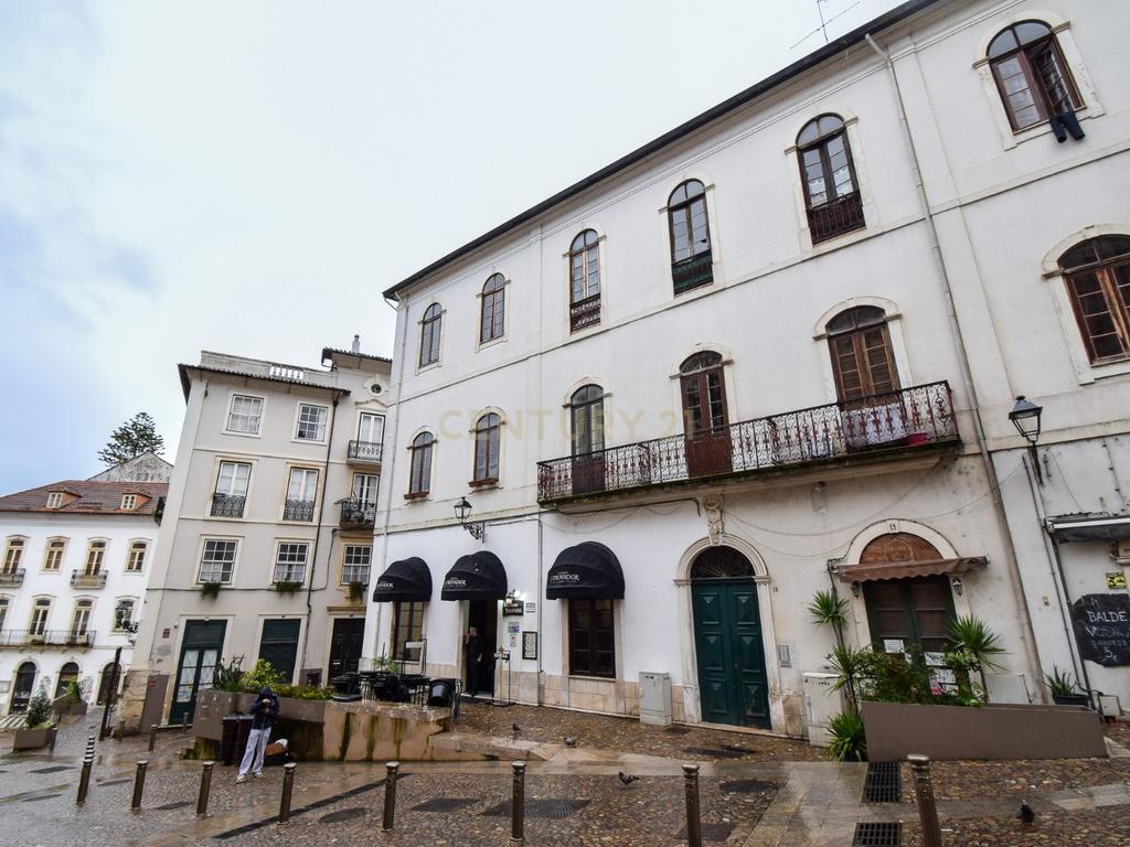 Apartamento T0 em Coimbra, perto do centro histórico - Image 2