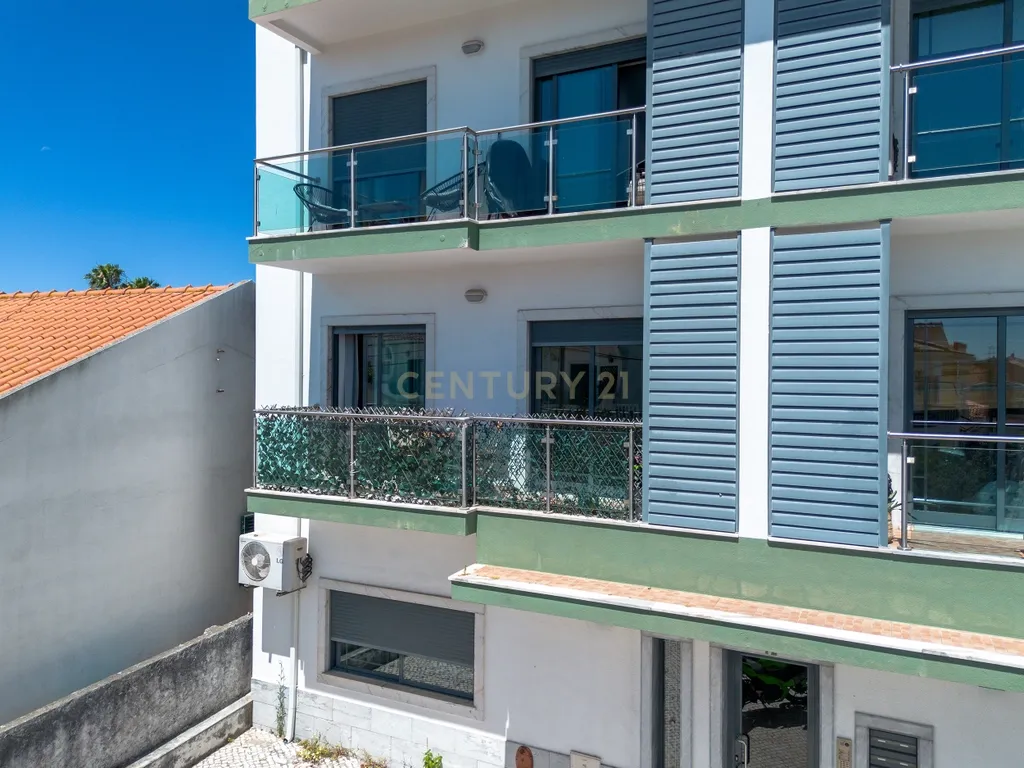 Moderno Apartamento T2 em Amora, Seixal - Image 34