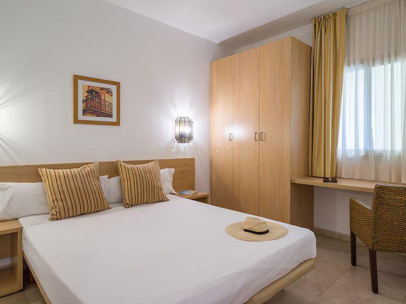 Apartamento Moderno em Manilva, Málaga com Acessibilidade e Piscina, Inversión y Vacaciones - Image 4