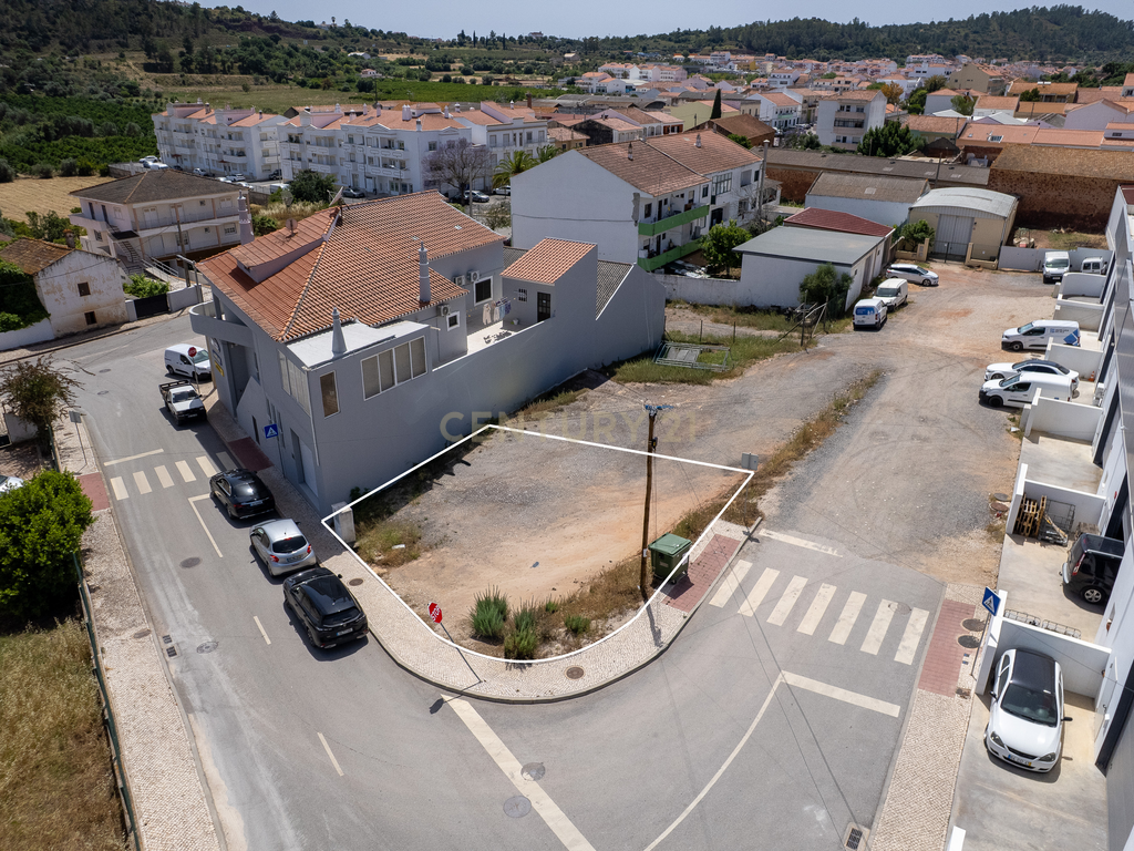 Lote de 180m2 para Construção - Image 3