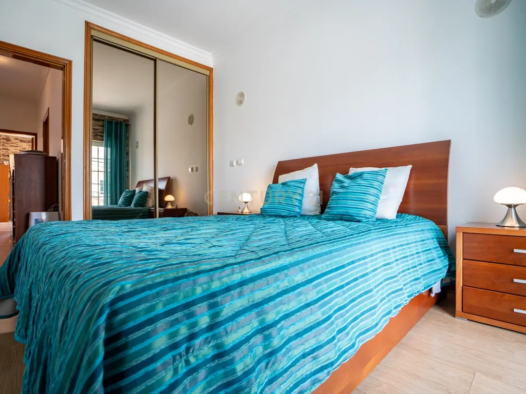 Moradia T3 em Quinta do Conde, Sesimbra - Oportunidade Única - Image 29