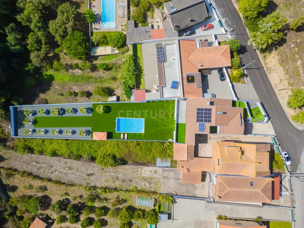 Propriedade Totalmente Renovada com Armazém/Garagem de Grande Dimensão e Piscina em Monte Real - Image 43