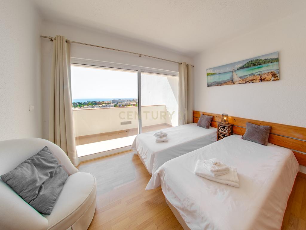 Apartamento T2 com Vista Mar, Albufeira, Algarve - Image 5