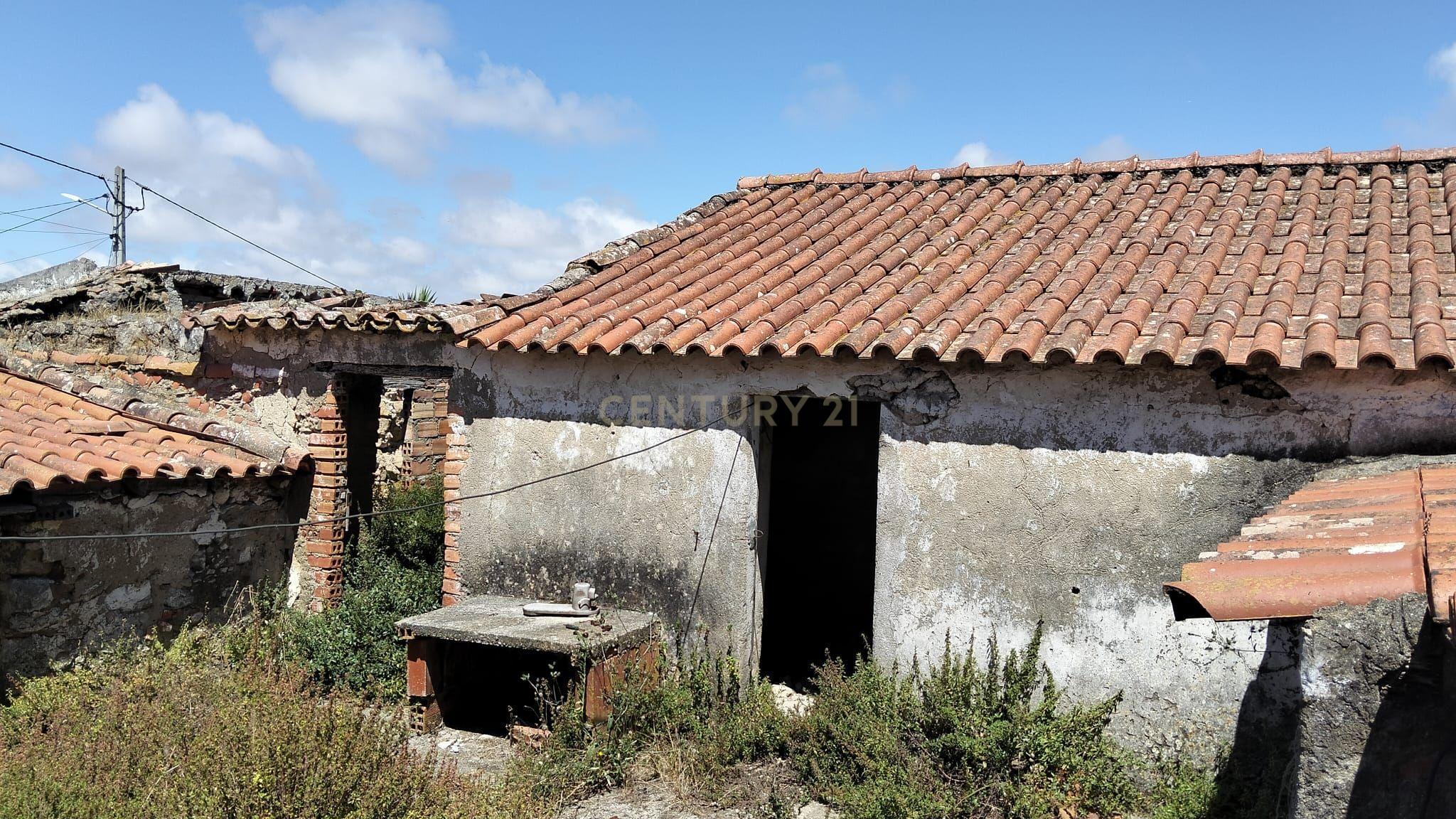 Fotografia 8 de Terreno Urbano para Construção com 190 m² e Projeto Aprovado para Moradia T2 Térrea – São Pedro da Cadeira