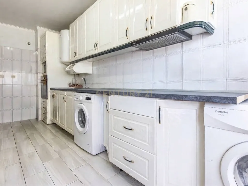 Apartamento T3 em Quinta do Conde, Sesimbra - Image 7